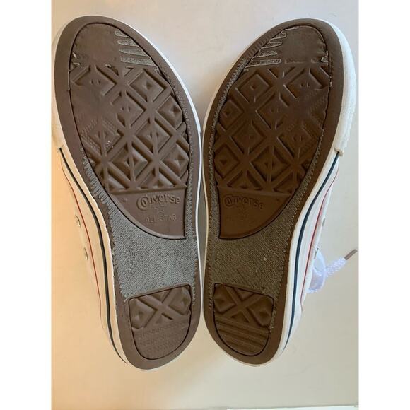 Converse All Star white lace up sneakers Youth size 3 - Picture 7 of 10